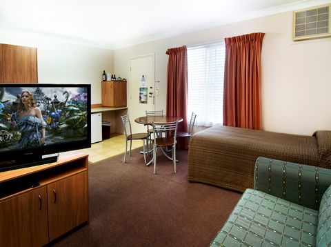 Riviera On Ruthven Motel - St Kilda Accommodation 2