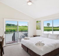 The Lakehouse at 201 - St Kilda Accommodation