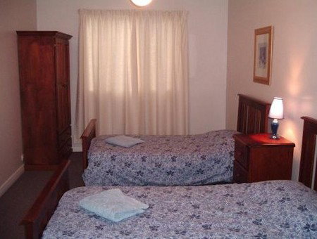 About Town Cottages - St Kilda Accommodation 2