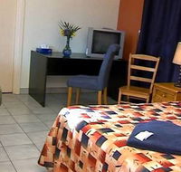 Onslow Sun Chalets and Motel - St Kilda Accommodation