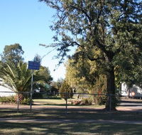 Bingara Caravan Park - St Kilda Accommodation