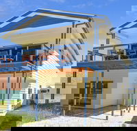 28A Kent Drive - Gorgeous Location Opposite Kent Reserve in Encounter Bay - St Kilda Accommodation