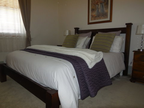 Amalie Cottage - St Kilda Accommodation 2