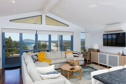 Blue Waters At Gerroa - St Kilda Accommodation 0