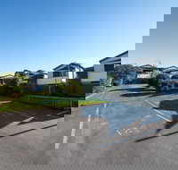 Bridport Beach Cottages - St Kilda Accommodation