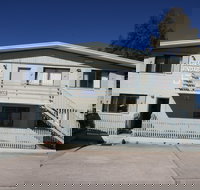 Chalet Jindabyne - St Kilda Accommodation