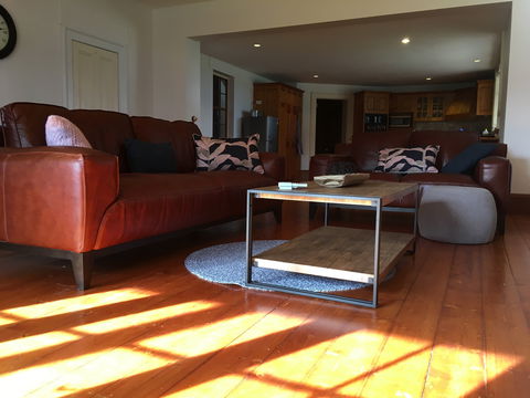 Clayfield Homestead - St Kilda Accommodation 2