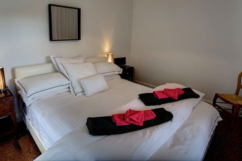 Feathertop  Accommodation - St Kilda Accommodation 0