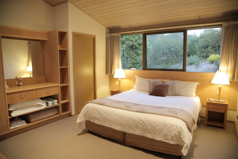 Gipsy Point Lakeside - St Kilda Accommodation 2
