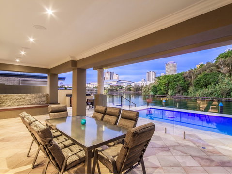 Lakeland Keys Broadbeach - Vogue Holiday Homes - St Kilda Accommodation 1