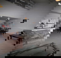 Razorback 11 - St Kilda Accommodation