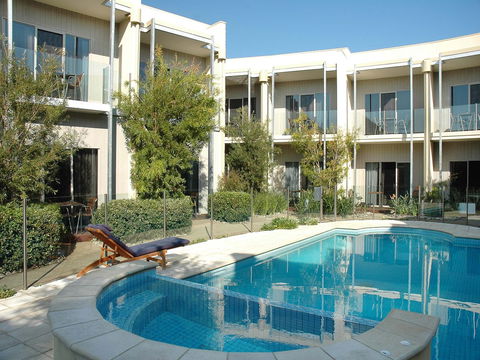 Rye Hotel Accommodation - St Kilda Accommodation 1