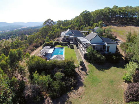 215 Mt Buffalo Retreat - St Kilda Accommodation 0