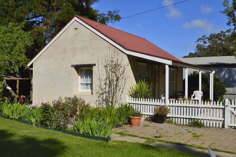 Almond Tree Cottage - St Kilda Accommodation 0