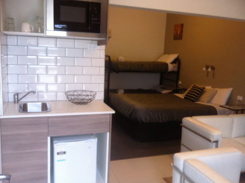 Altair Motel And Restaurant - St Kilda Accommodation 0