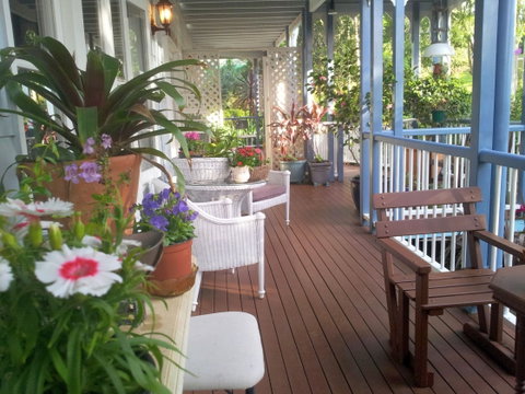 Amore Mt Tamborine - St Kilda Accommodation 2