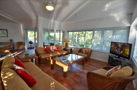 Balboa Apartments - St Kilda Accommodation 2