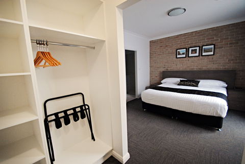 Banna Suites - St Kilda Accommodation 1