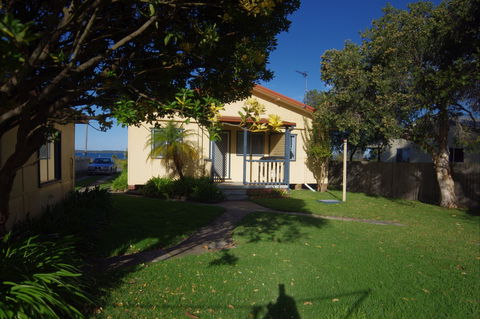 Crystal Blue - St Kilda Accommodation 0