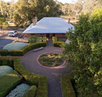 Jacob's Estate Cottage - St Kilda Accommodation
