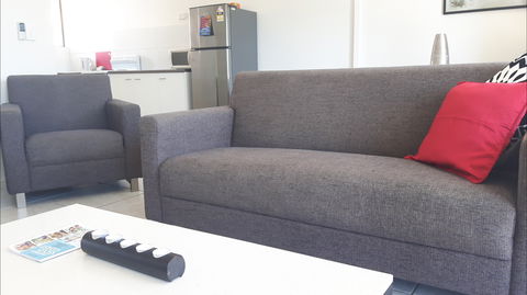 Jadran Motel And El Jays Holiday Lodge - St Kilda Accommodation 1