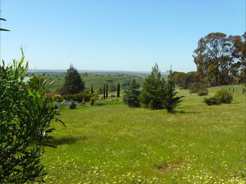 Jonathan Art Centre - Jarramarrumba House - St Kilda Accommodation 0