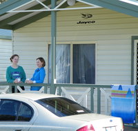 Lake Hamilton Motor Village and Caravan Park - St Kilda Accommodation