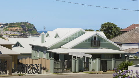 Merewether Beach House B And B - St Kilda Accommodation 0