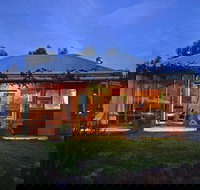 Minko Farmstay - St Kilda Accommodation