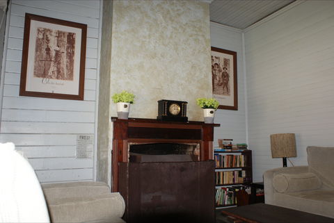 Moonan  Cottage - St Kilda Accommodation 0