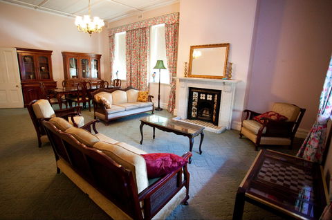 Paradise - St Kilda Accommodation 2