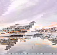 Ramada by Wyndham Hope Harbour - St Kilda Accommodation