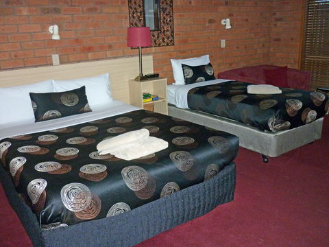 Shannon Motor Inn - St Kilda Accommodation 2