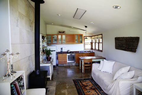 The Eco Lodge - Cox's River Rest - St Kilda Accommodation 1