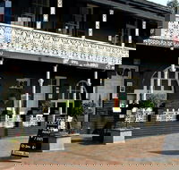 Top Pub - St Kilda Accommodation