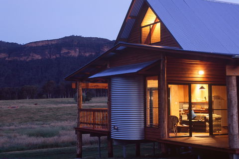 Woolshed Cabins - St Kilda Accommodation 0