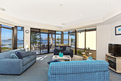 63 Franklin Parade - St Kilda Accommodation 2