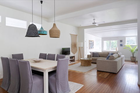 A Perfect Stay - Mahalo House - St Kilda Accommodation 1