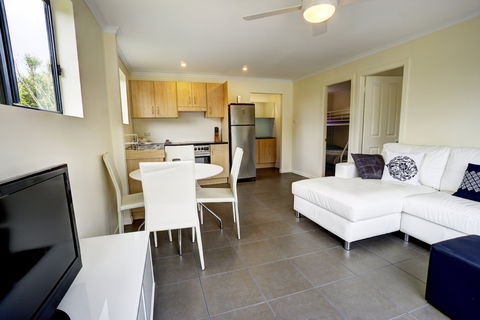 B And B At Orient Point - St Kilda Accommodation 0