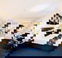 Best Western PLUS Ambassador on Ruthven - St Kilda Accommodation