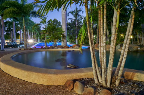 Big4 Aussie Outback Oasis Holiday Park - St Kilda Accommodation 1