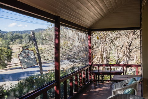 Capers Cottage - St Kilda Accommodation 2
