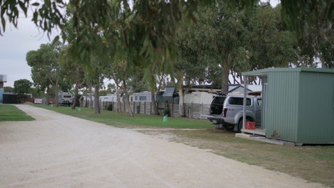Cape Jaffa Caravan Park - St Kilda Accommodation 1