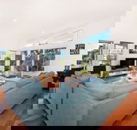 Eagleview - St Kilda Accommodation