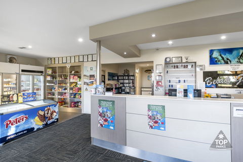 Geraldton Belair Gardens Caravan Park - St Kilda Accommodation 0