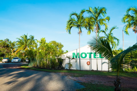 Gove Peninsula Motel - St Kilda Accommodation 2