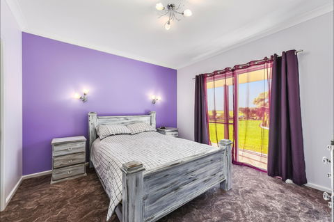 McKinnon's Holiday Home - St Kilda Accommodation 2