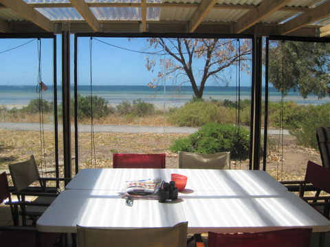 Minlacowie - St Kilda Accommodation 0
