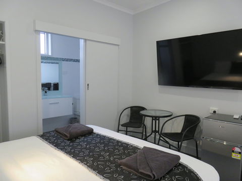 Motel24seven And Apartments - St Kilda Accommodation 2