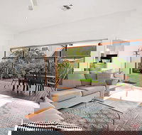 Newcastle Executive Homes - Cooks Hill Cottage - St Kilda Accommodation